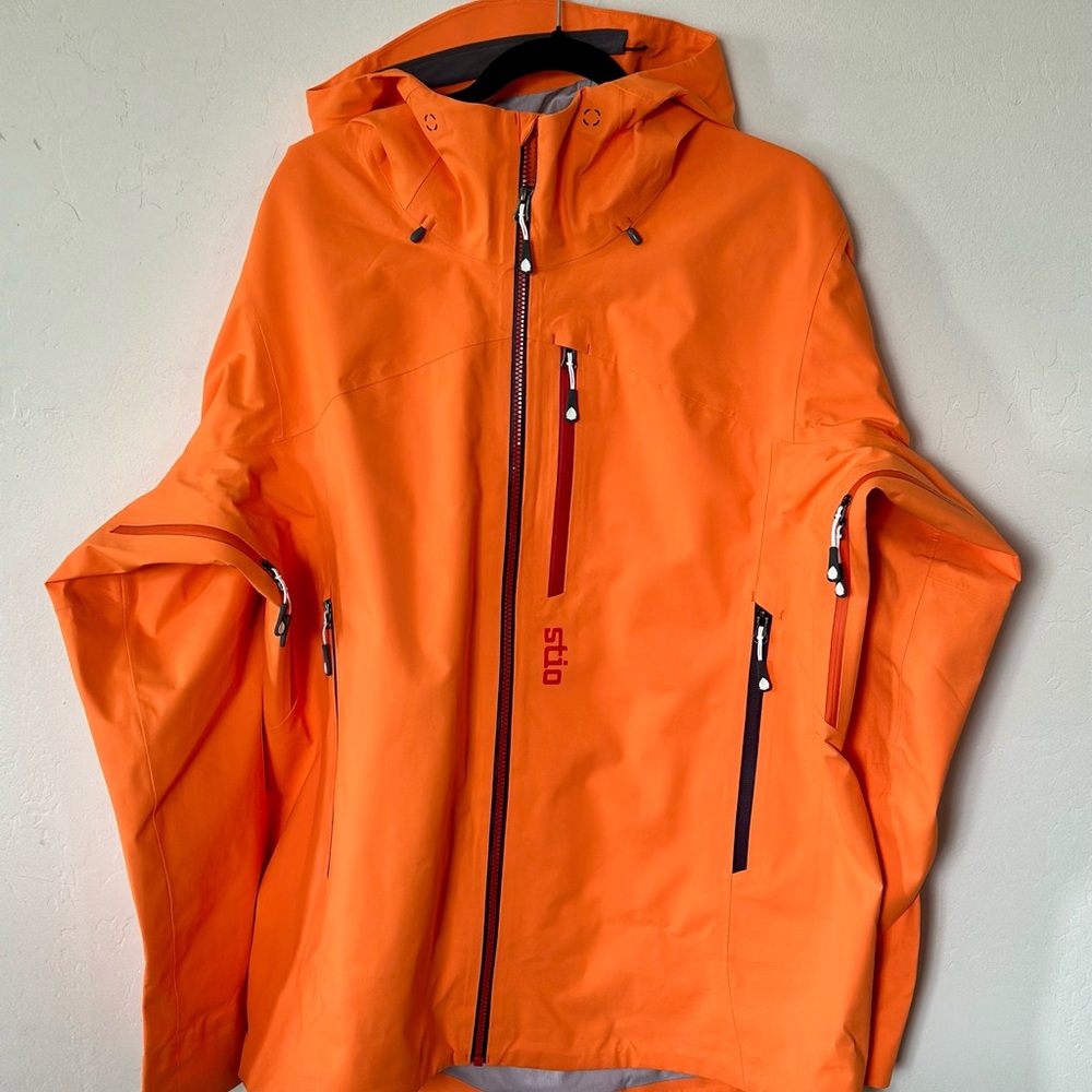 New Stio Men’s Environ XT Jacket